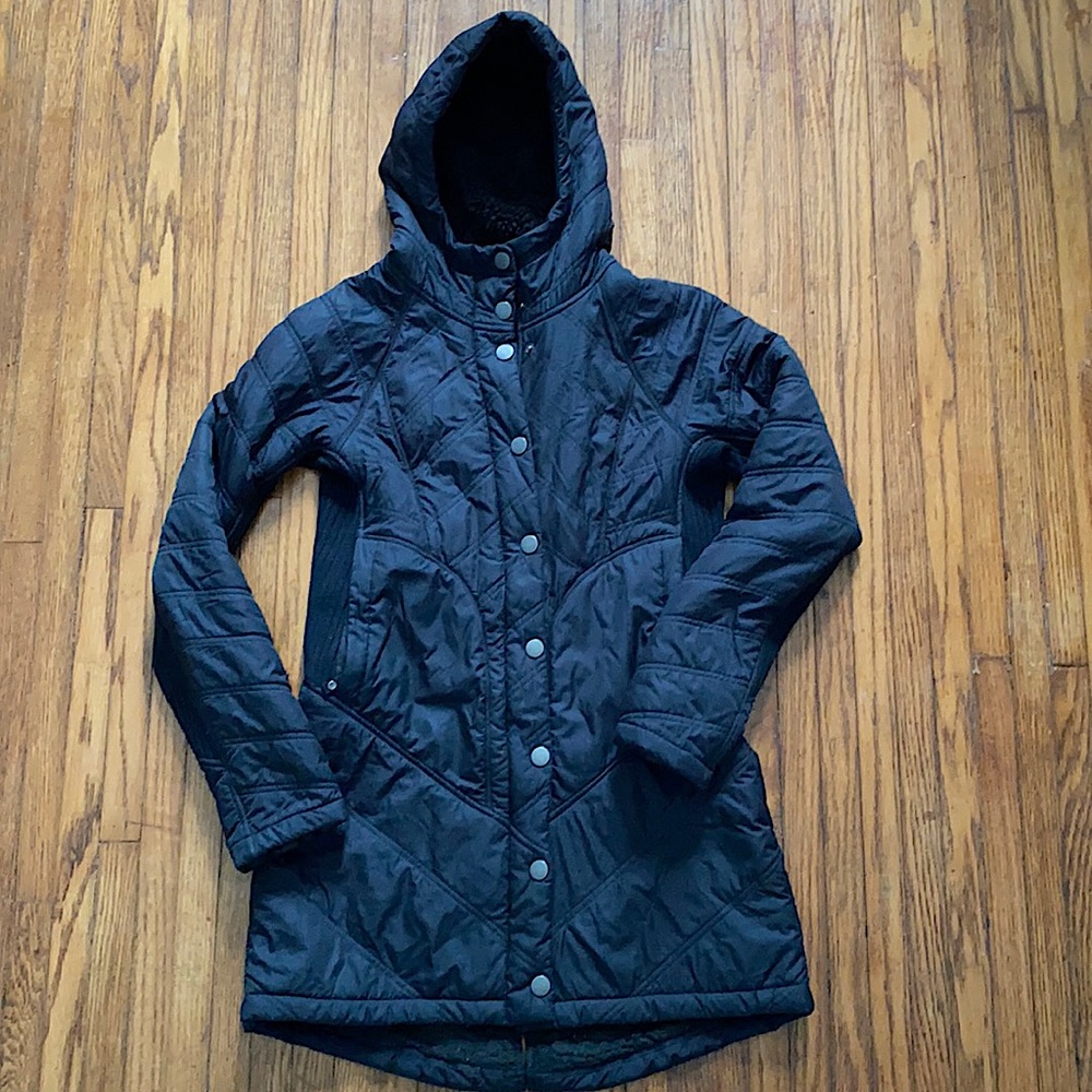 Woman small black Prana coat.